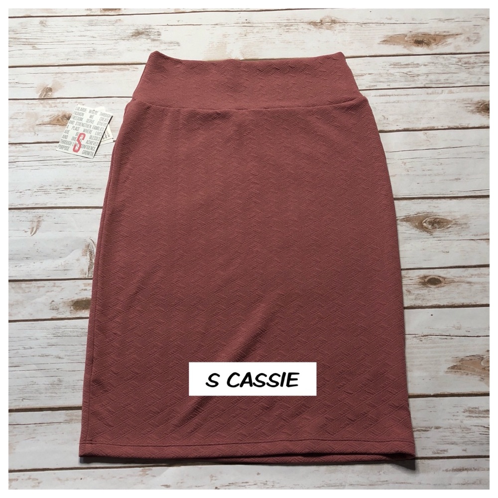 Nude Pink Pencil Skirt